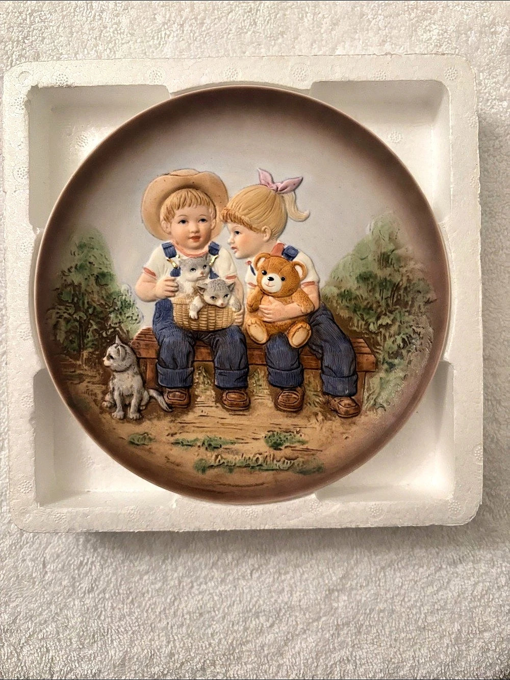 Homco Denim Days A Sunny Day Collector Plate Brown & Blue